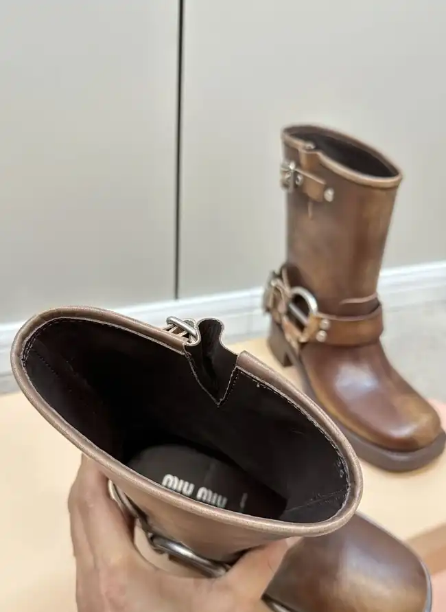 hype Miu Miu Boots