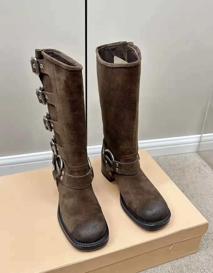 hype Miu Miu Boots