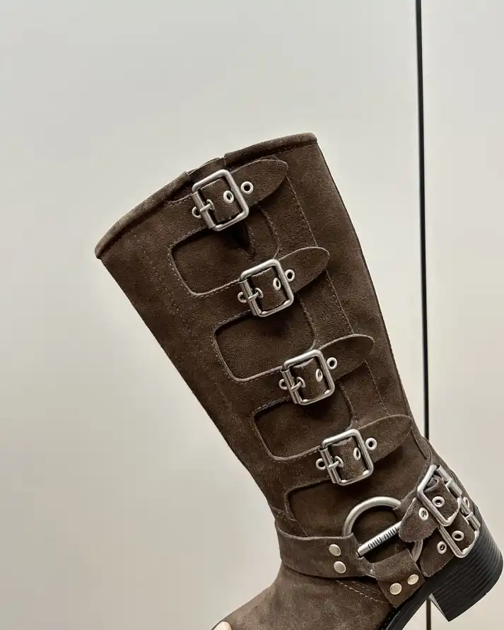 hype Miu Miu Boots