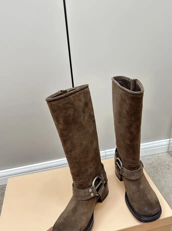 hype Miu Miu Boots