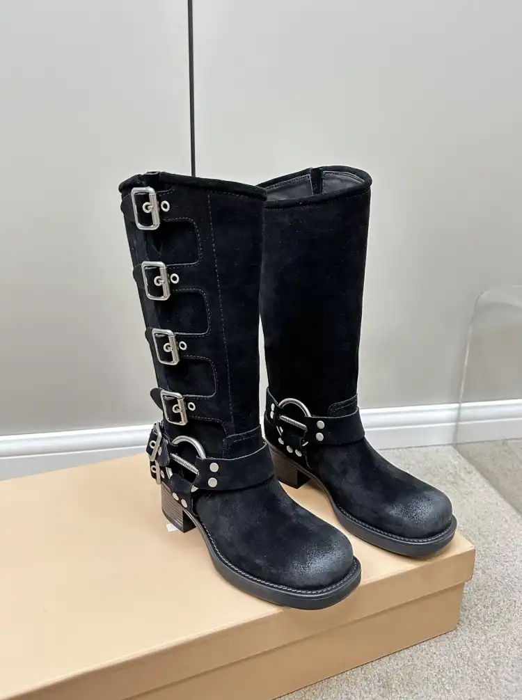 hype Miu Miu Boots