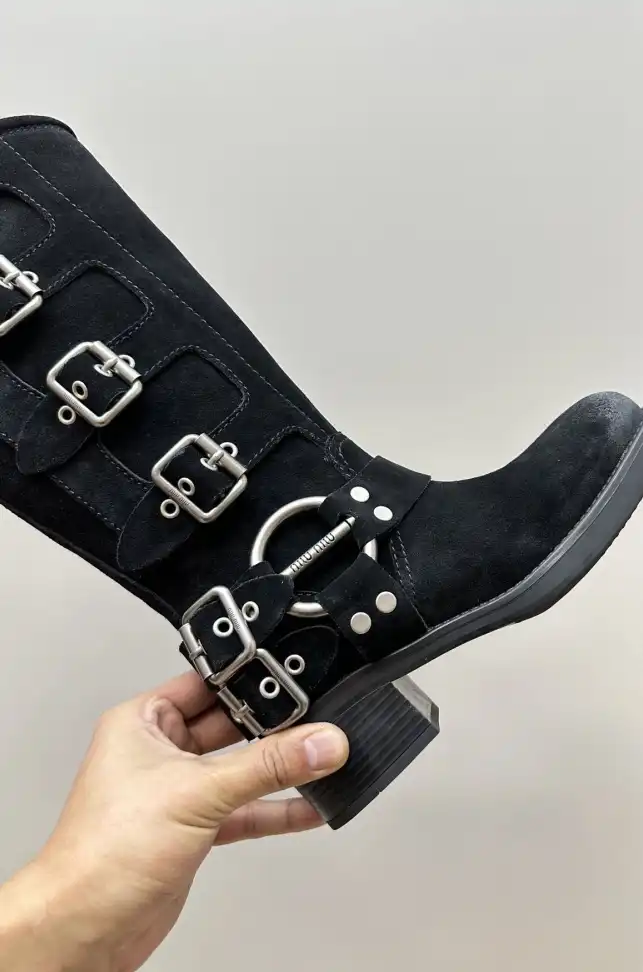 hype Miu Miu Boots