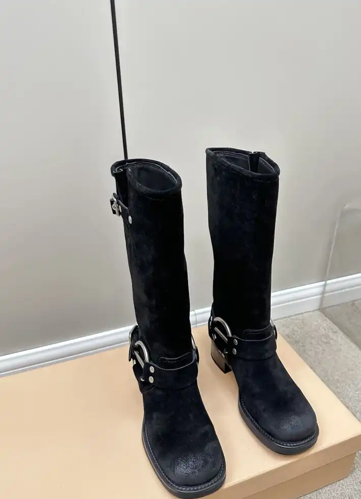 hype Miu Miu Boots