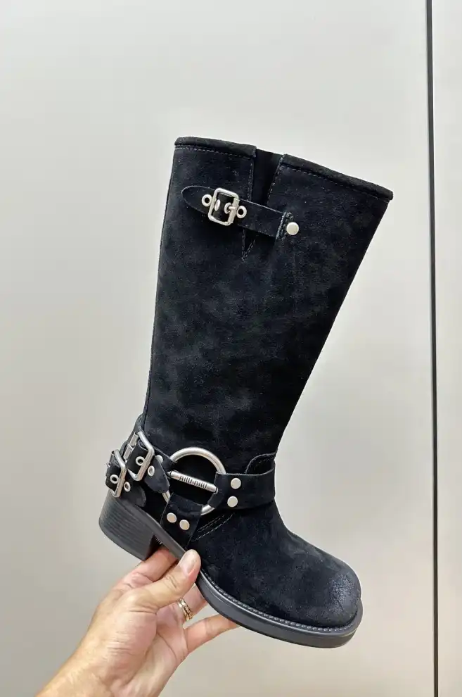 hype Miu Miu Boots