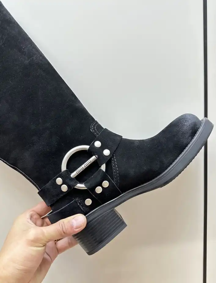 hype Miu Miu Boots