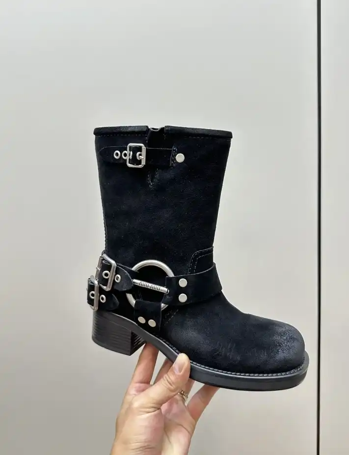 hype Miu Miu Boots