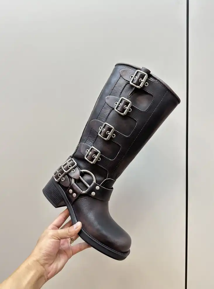 hype Miu Miu Boots