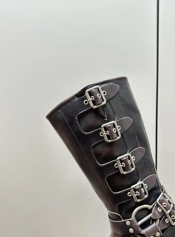 hype Miu Miu Boots