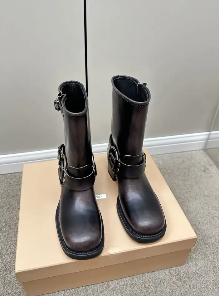 hype Miu Miu Boots