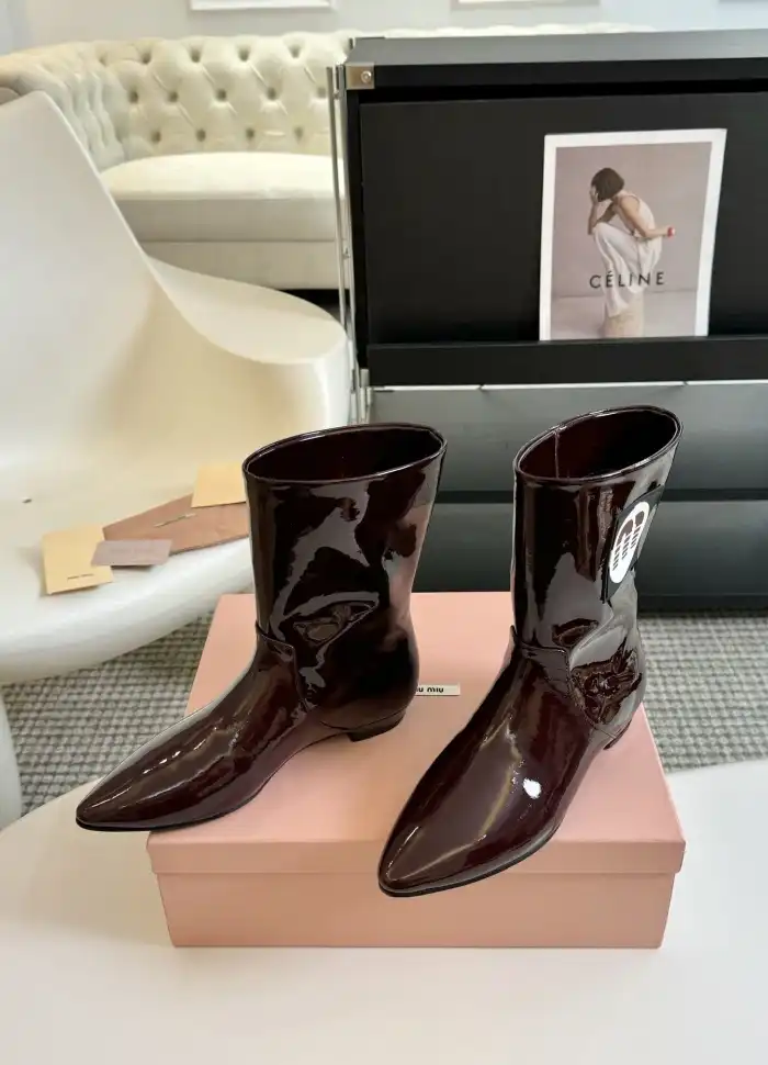 hype Miu Miu Boots