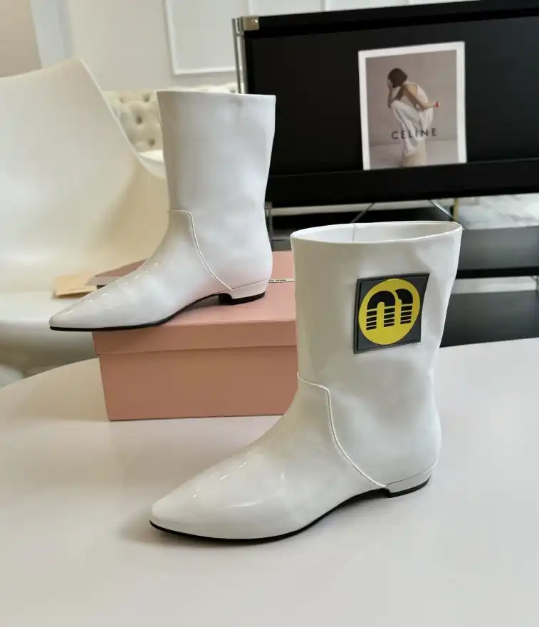 hype Miu Miu Boots