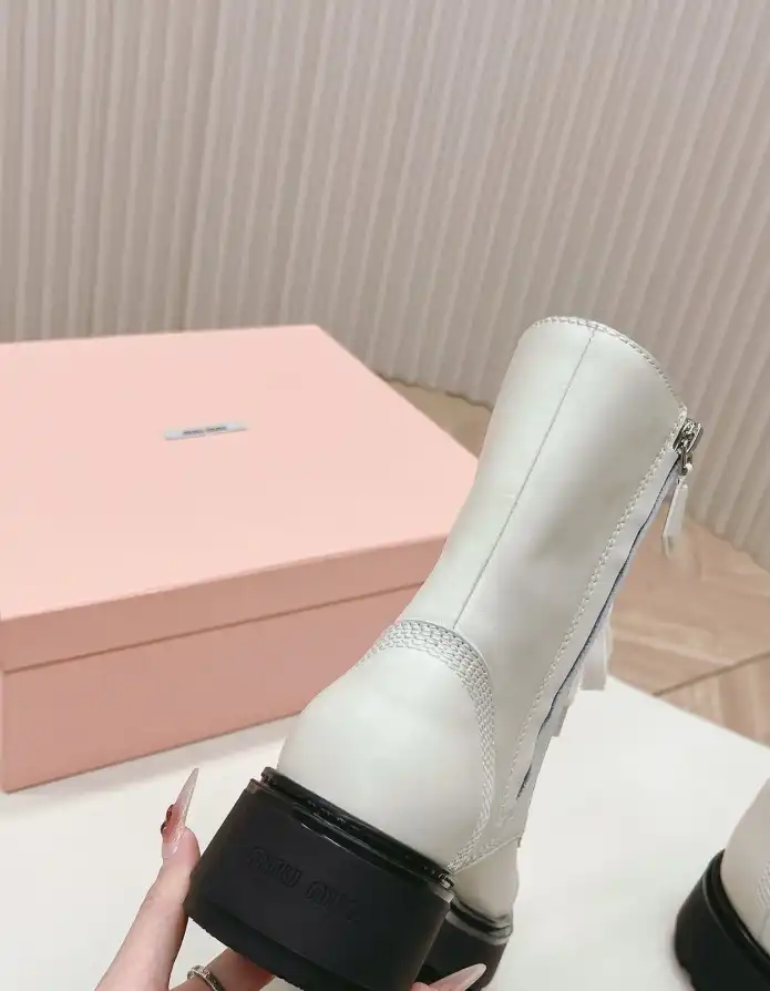 hype Miu Miu Boots