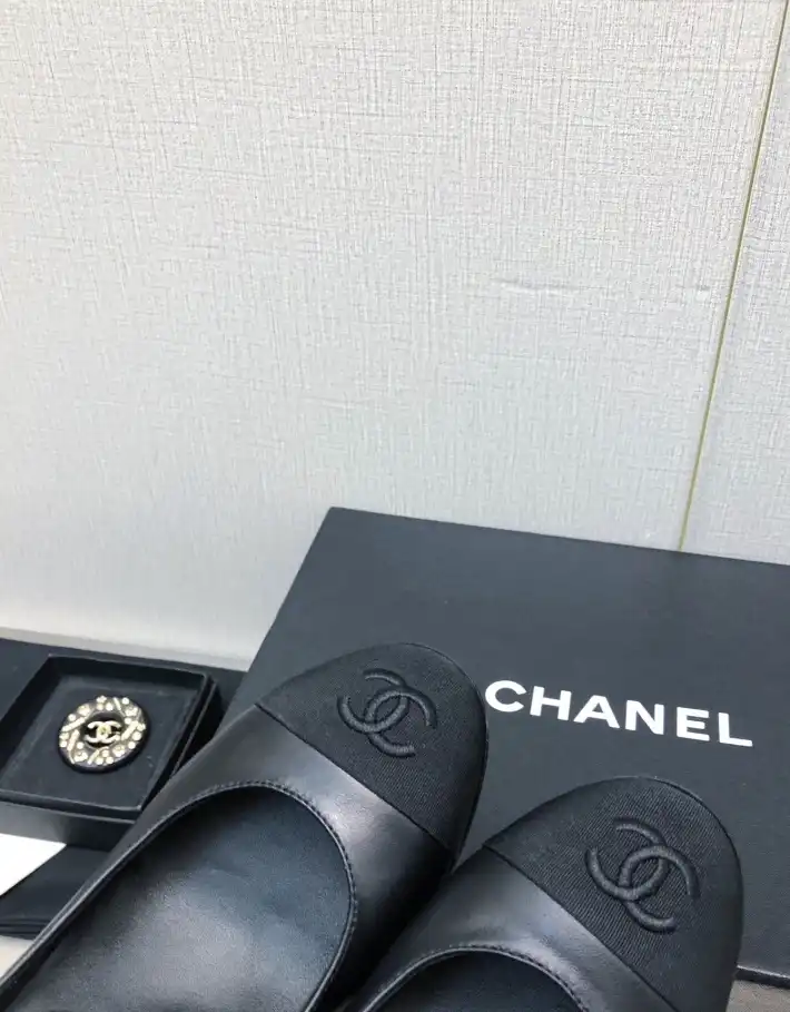 hype Chanel High Heels