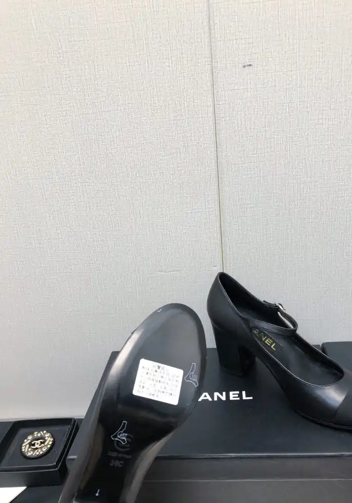 hype Chanel High Heels