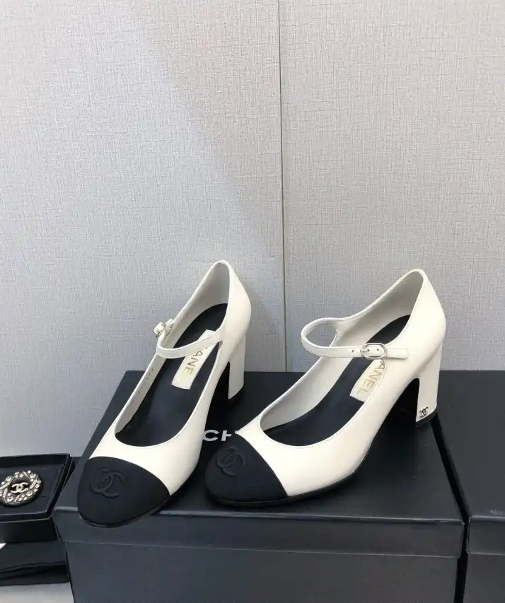 hype Chanel High Heels