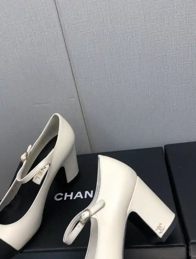 hype Chanel High Heels