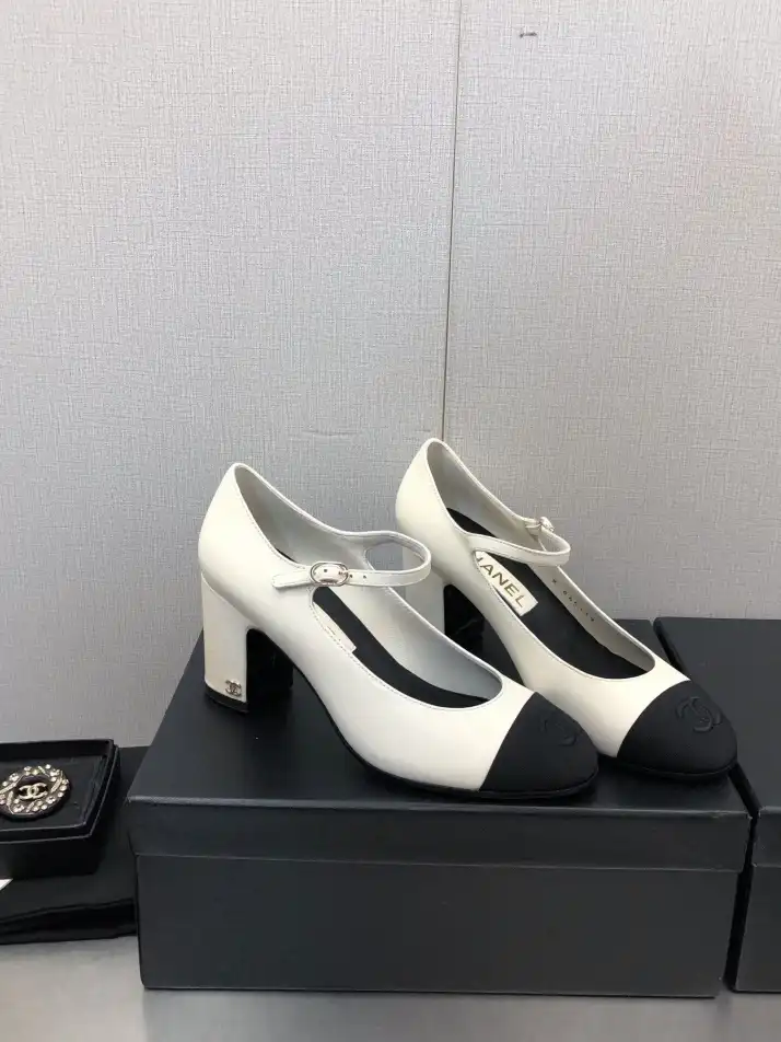 hype Chanel High Heels