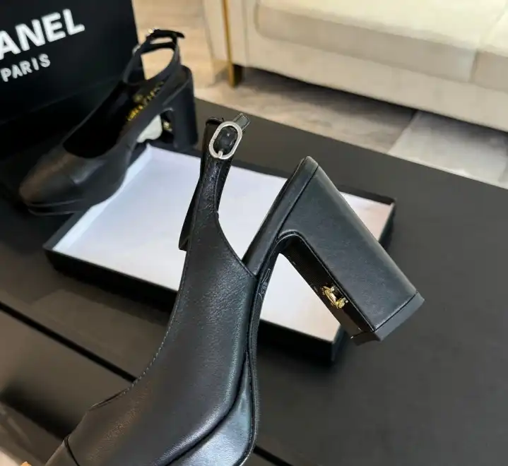 hype Chanel High Heels