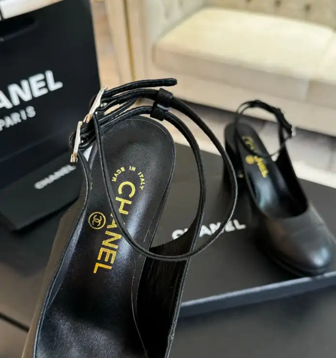 hype Chanel High Heels