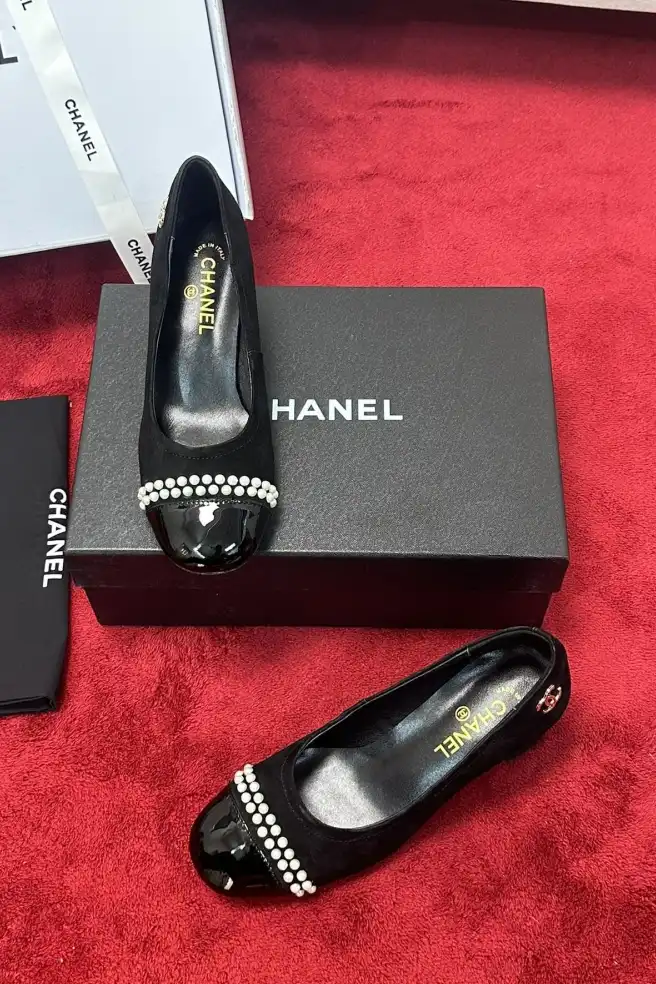 hype Chanel High Heels