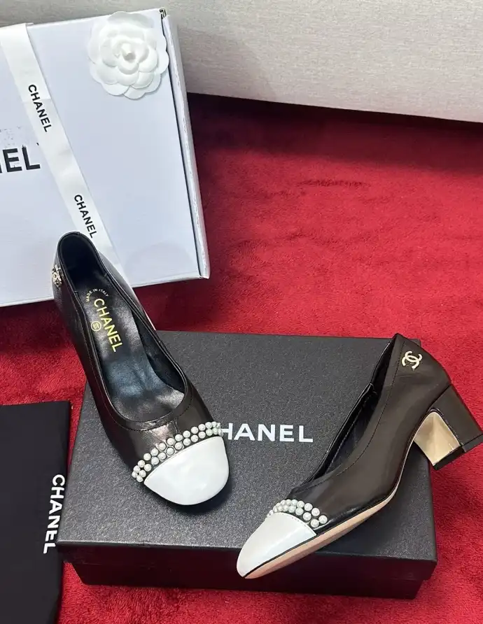 hype Chanel High Heels