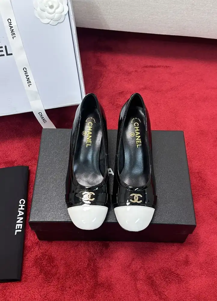 hype Chanel High Heels