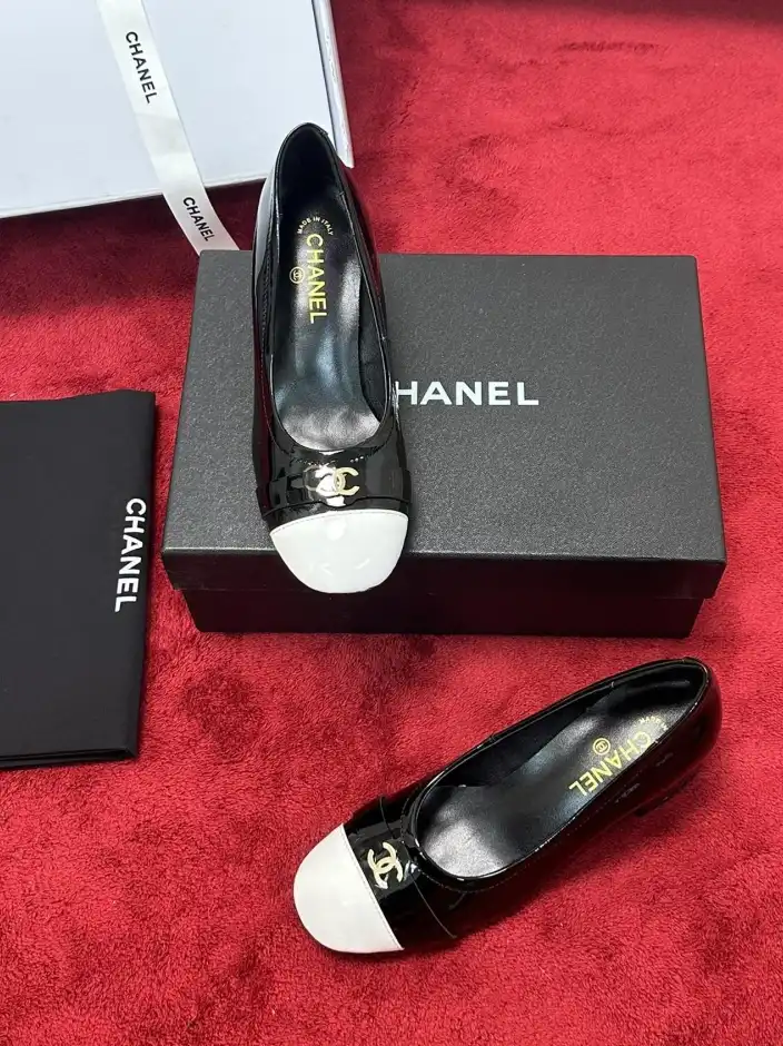 hype Chanel High Heels