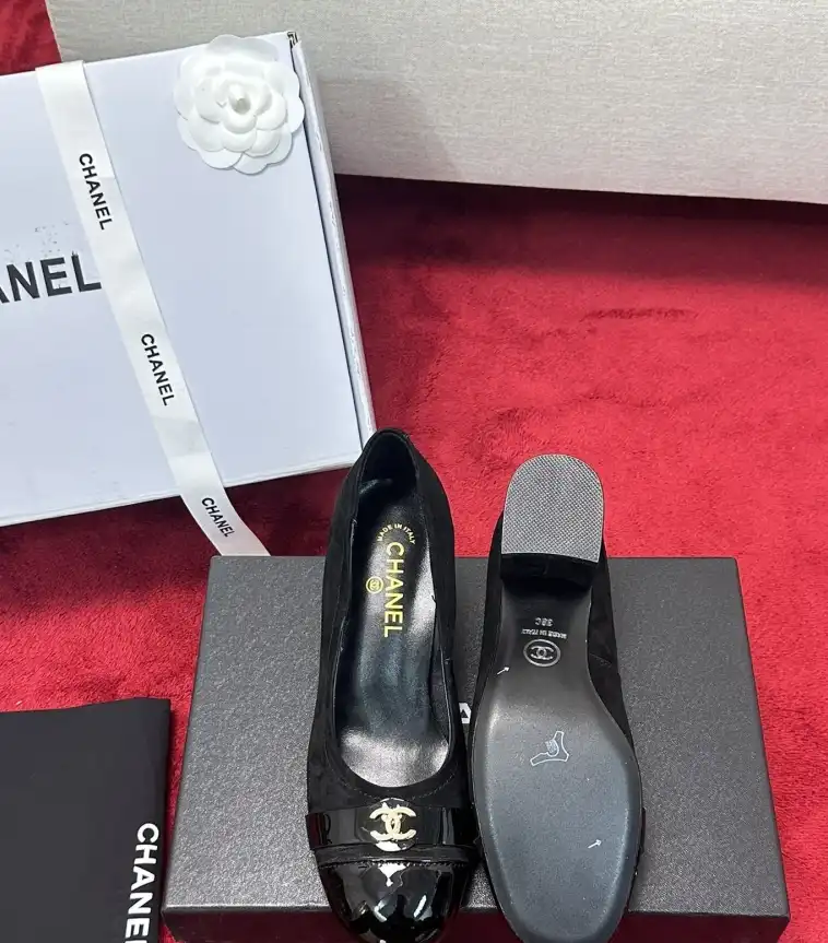 hype Chanel High Heels