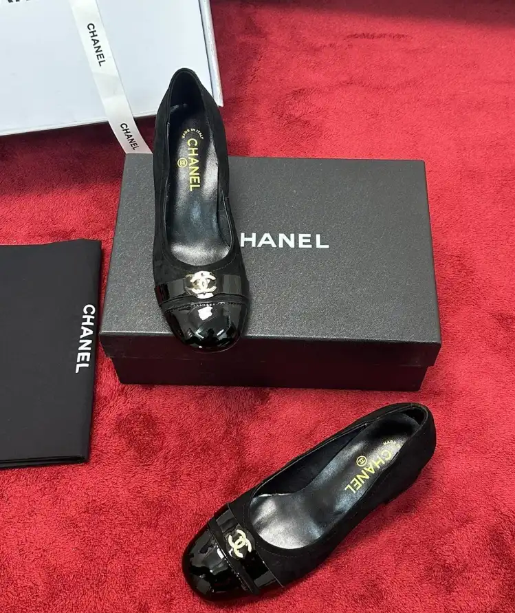 hype Chanel High Heels