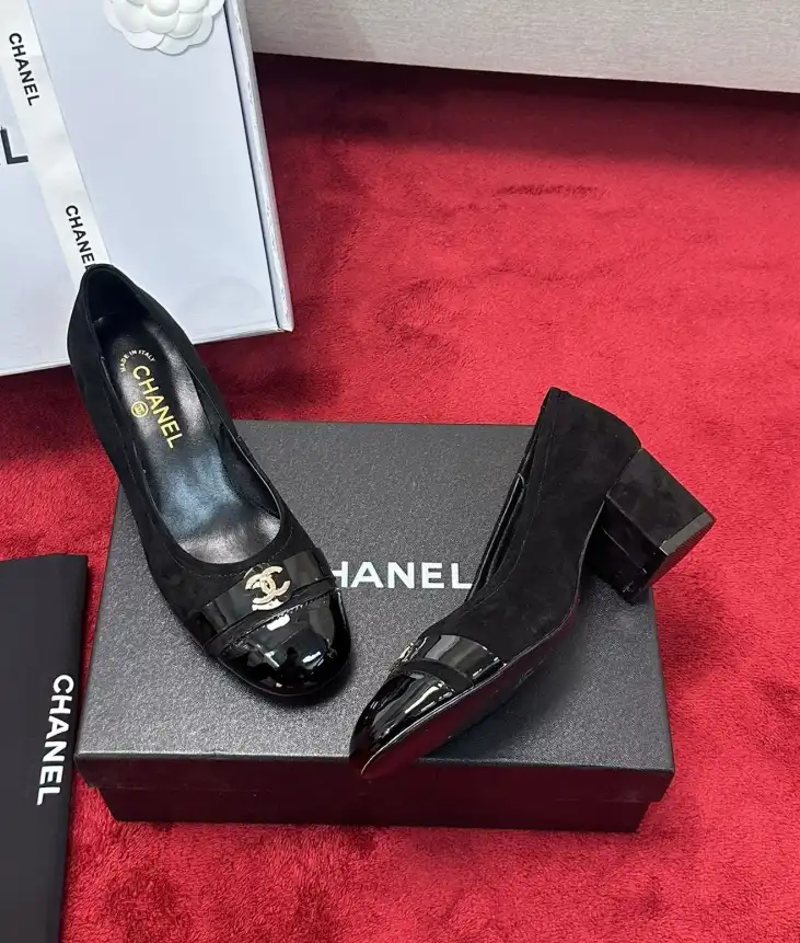 hype Chanel High Heels