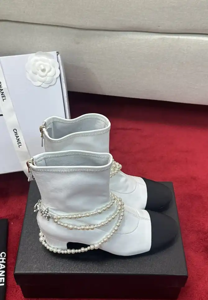 hype Chanel Boots