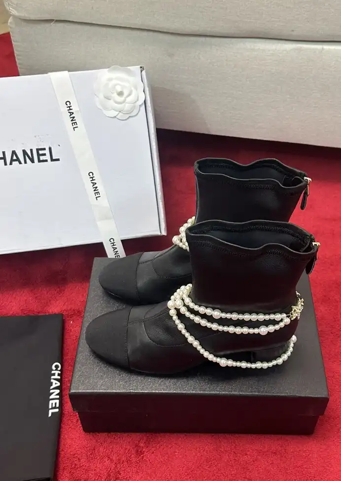 hype Chanel Boots