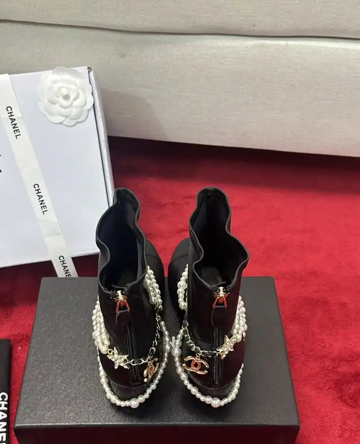 hype Chanel Boots