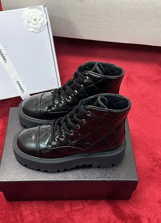 hype Chanel Boots