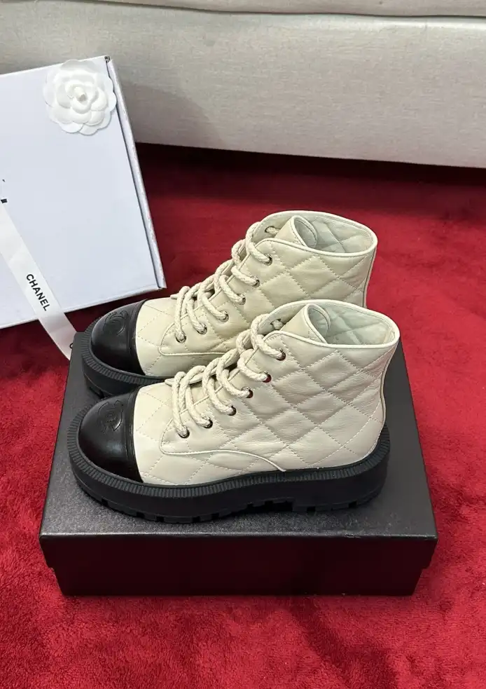 hype Chanel Boots