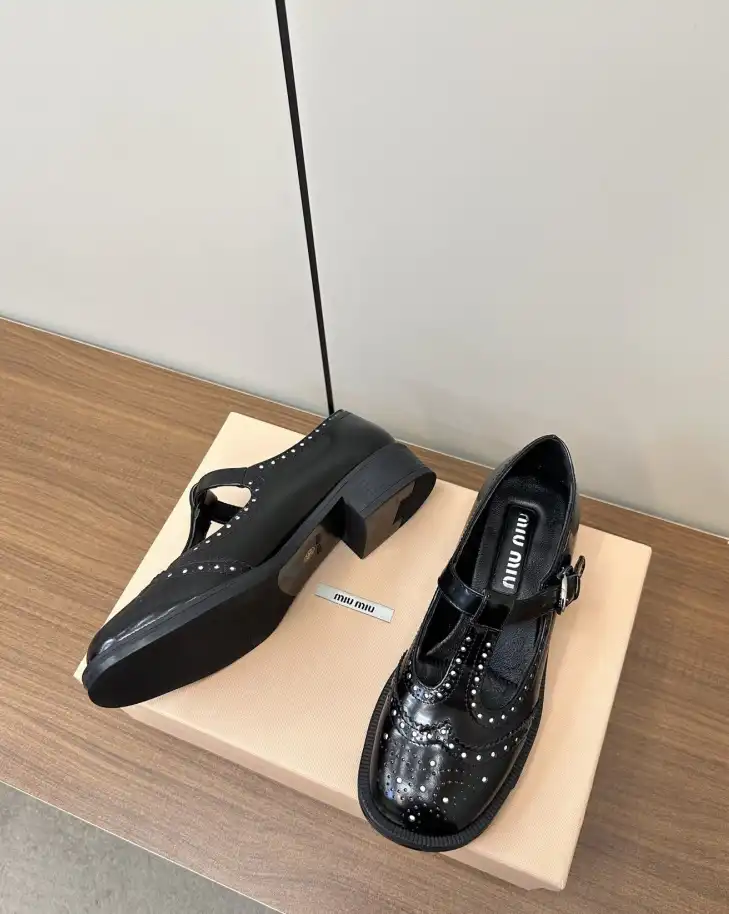 hype Miu Miu Casual Shoes