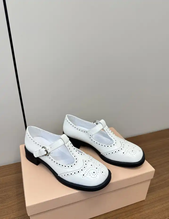 hype Miu Miu Casual Shoes