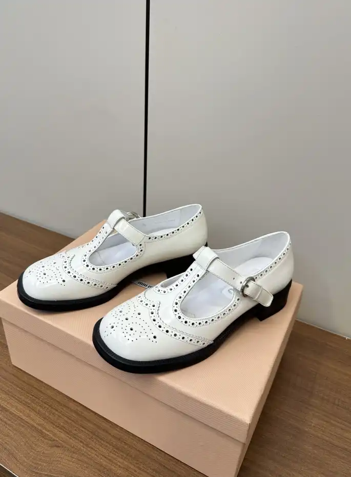 hype Miu Miu Casual Shoes