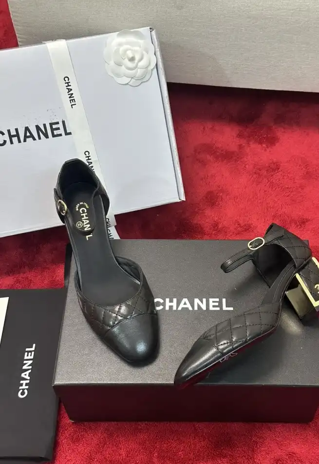 hype Chanel High Heels