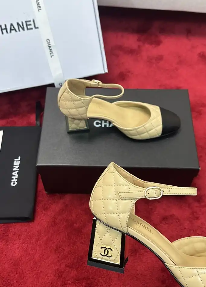 hype Chanel High Heels