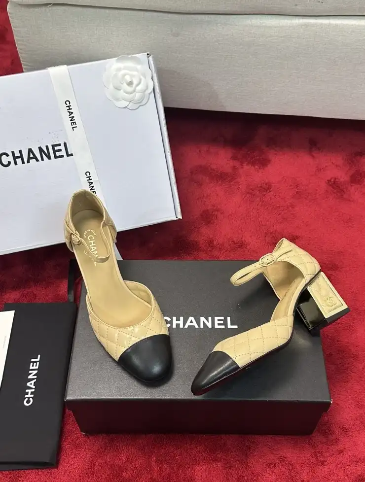 hype Chanel High Heels