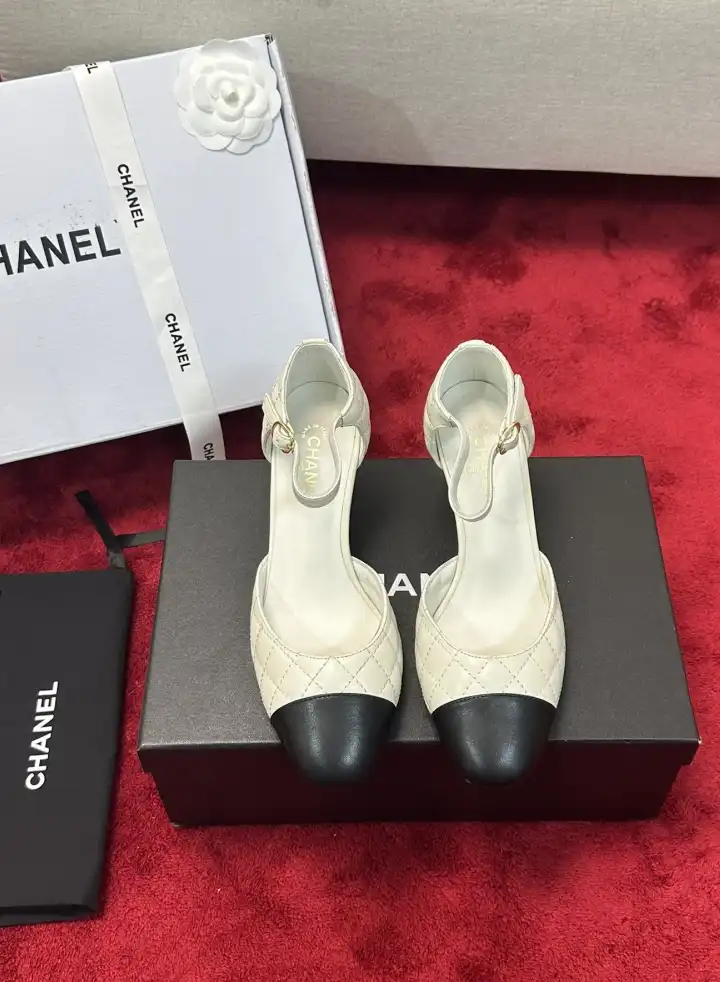 hype Chanel High Heels