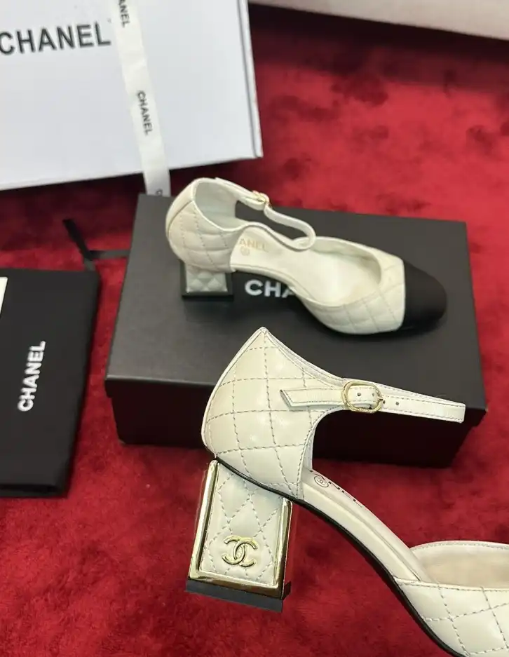 hype Chanel High Heels