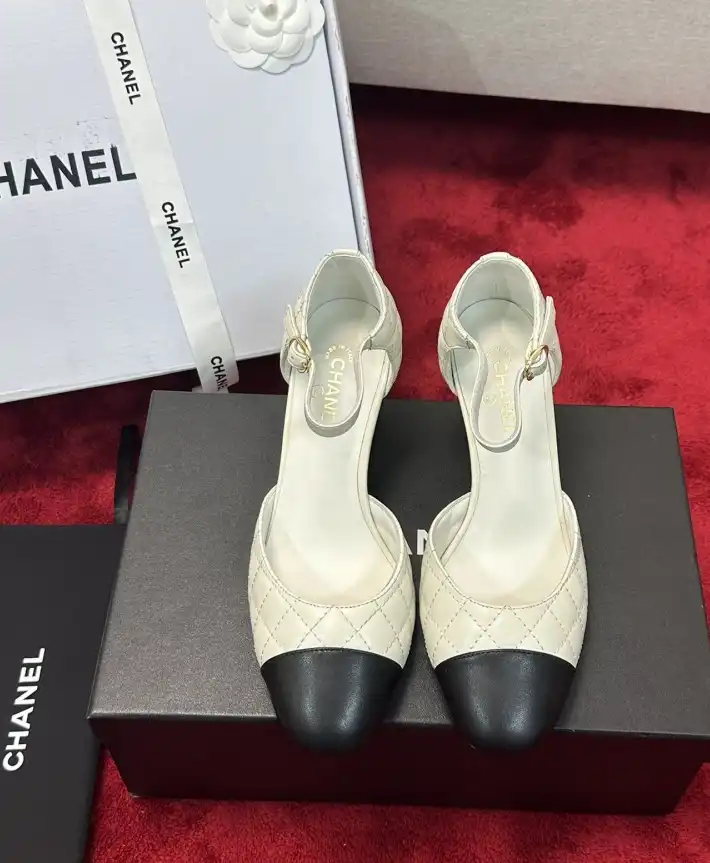 hype Chanel High Heels