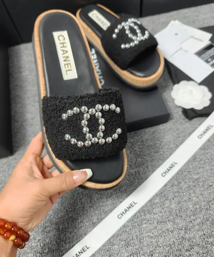 hype Chanel Slippers