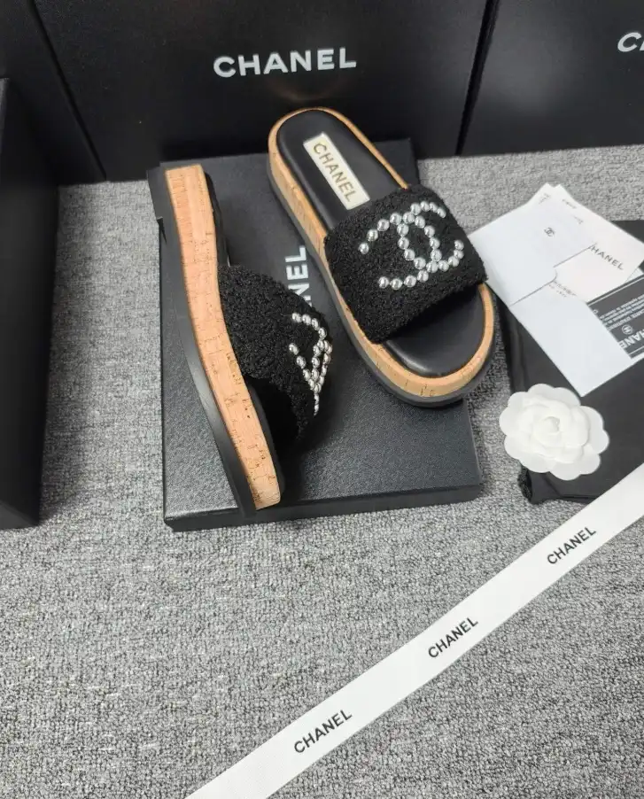 hype Chanel Slippers