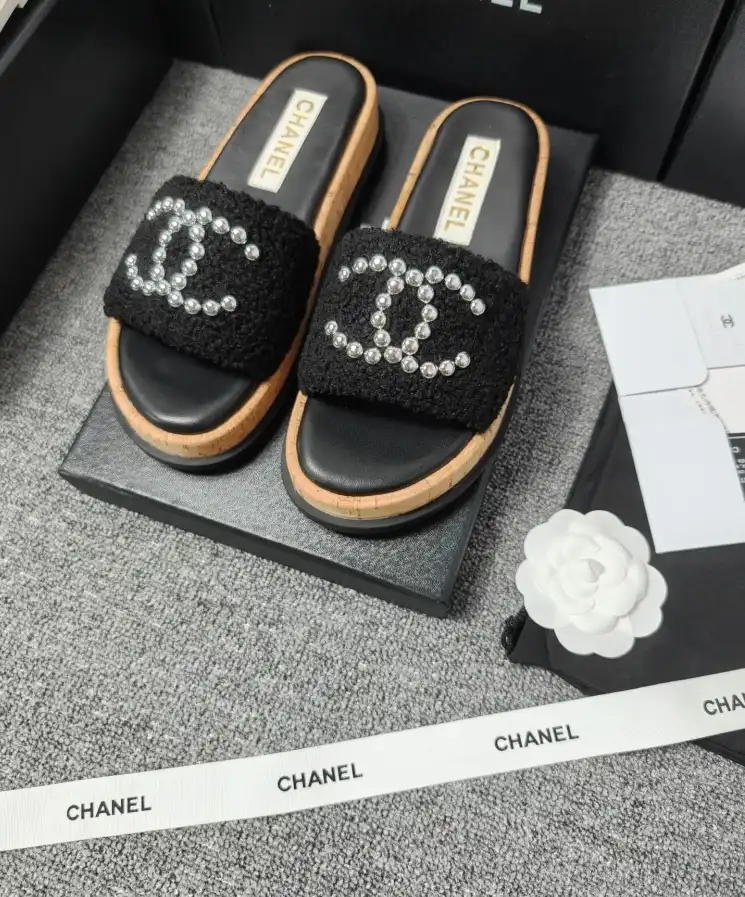 hype Chanel Slippers