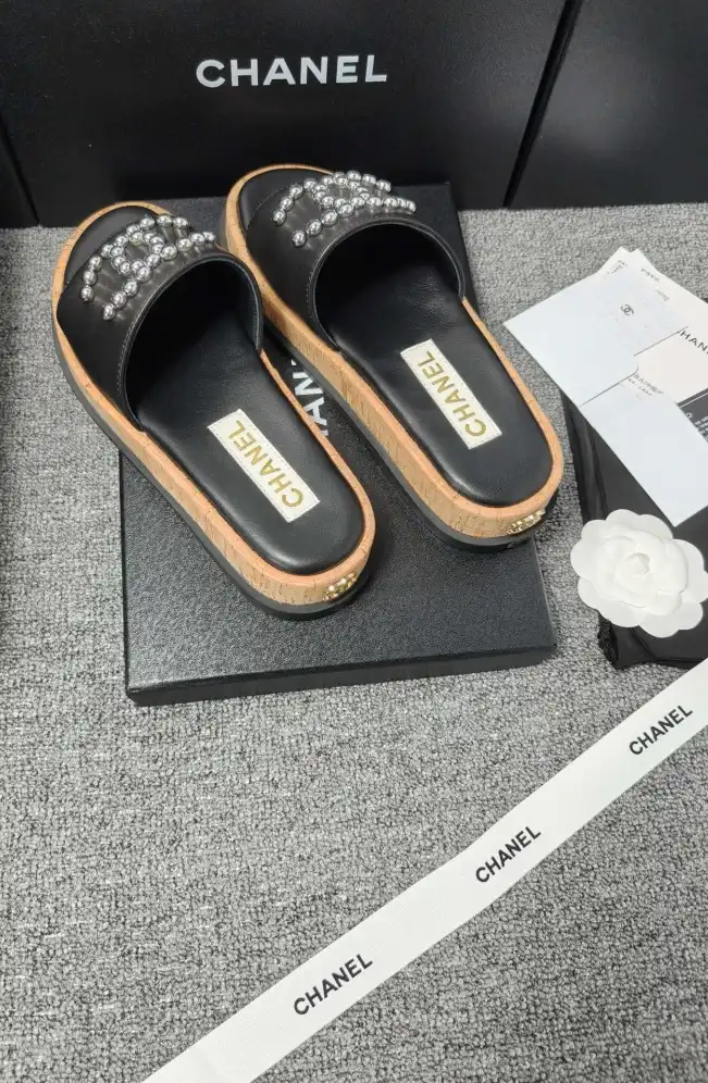 hype Chanel Slippers