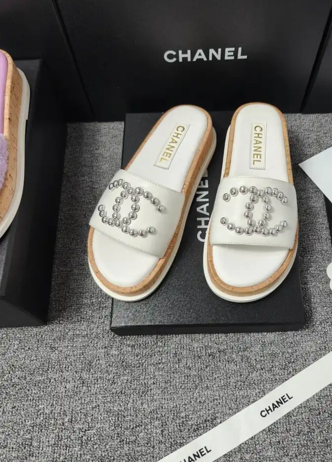 hype Chanel Slippers