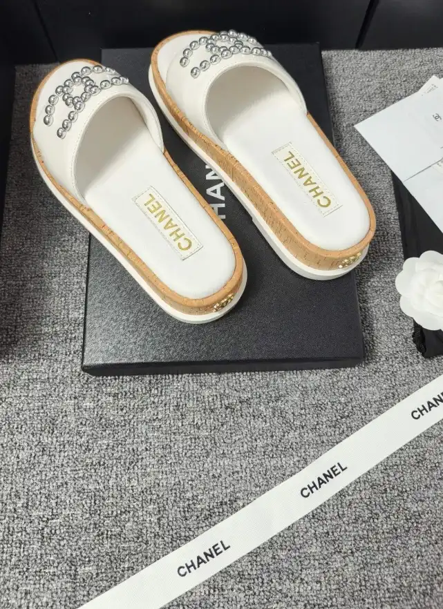 hype Chanel Slippers